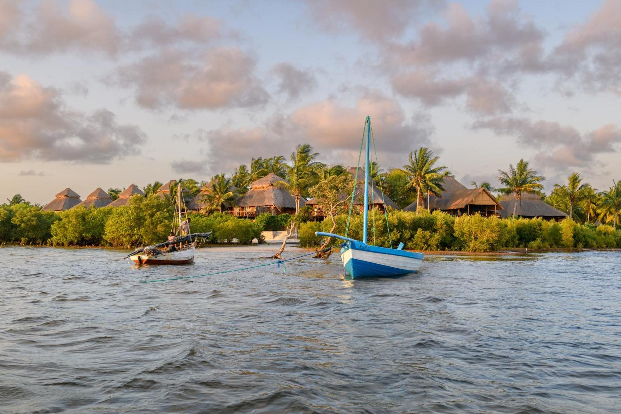 Ocean Pearl Beach Lodge วิลันคูลอส ภายนอก รูปภาพ