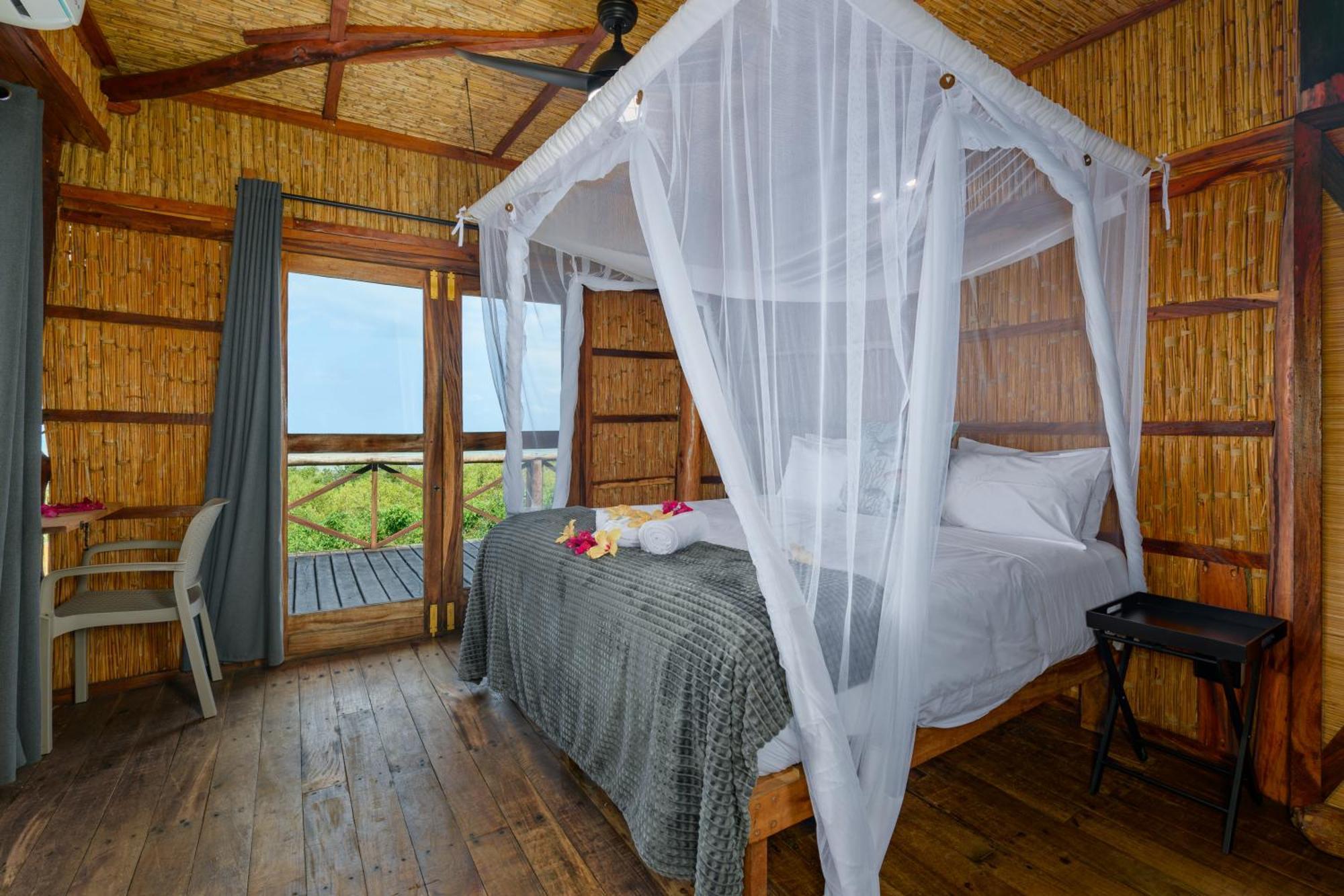 Ocean Pearl Beach Lodge วิลันคูลอส ภายนอก รูปภาพ
