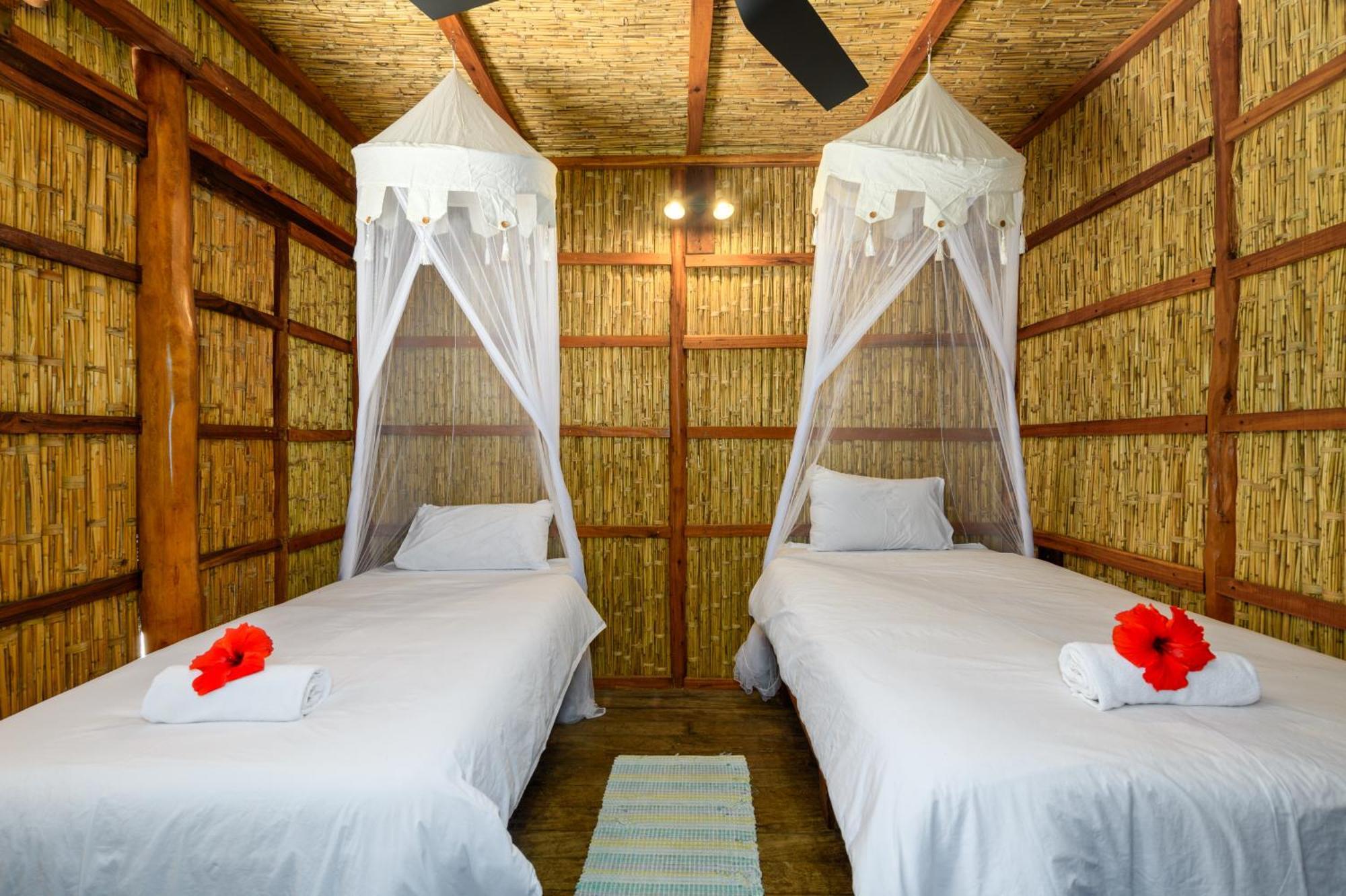Ocean Pearl Beach Lodge วิลันคูลอส ภายนอก รูปภาพ