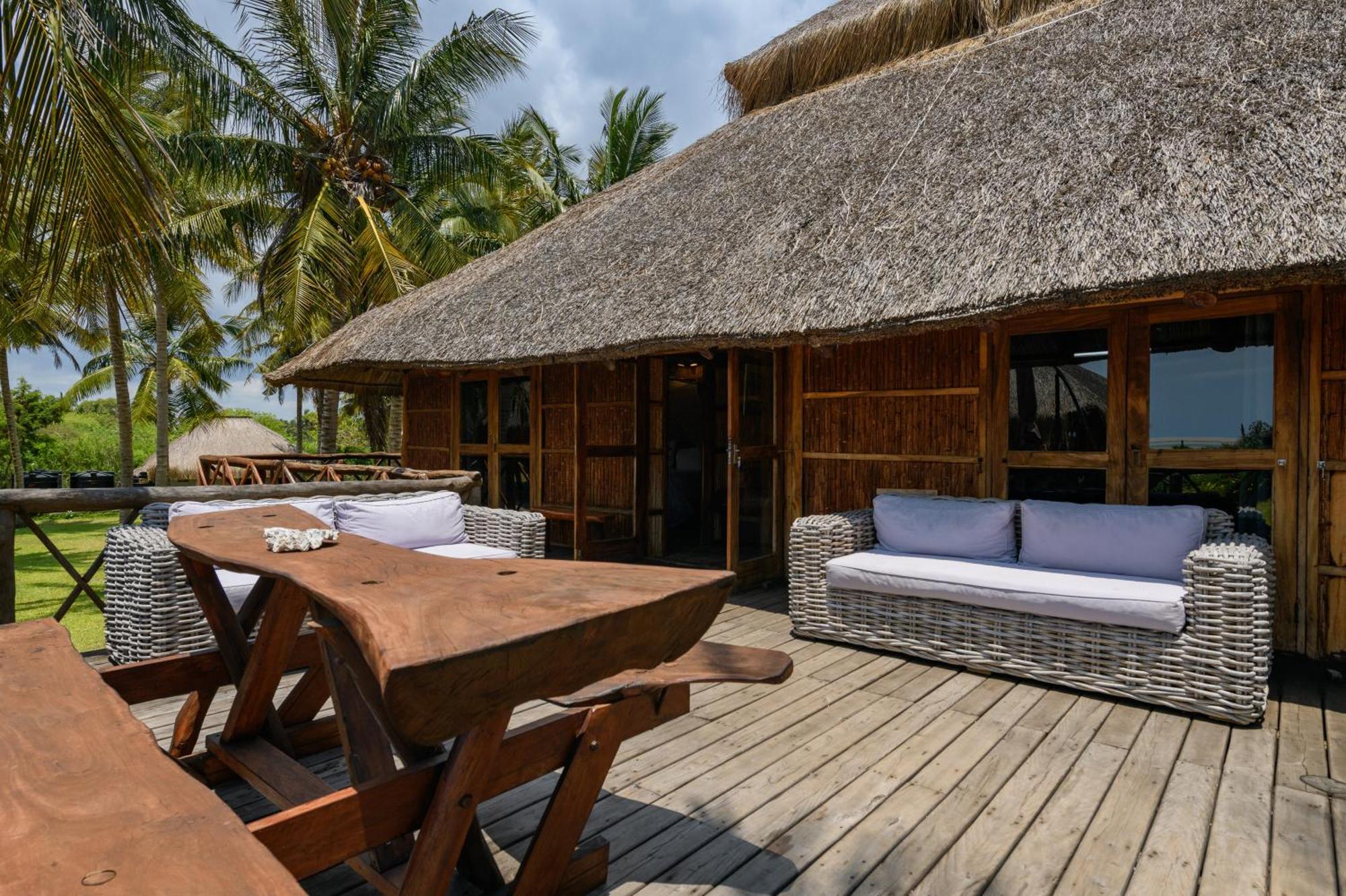 Ocean Pearl Beach Lodge วิลันคูลอส ภายนอก รูปภาพ
