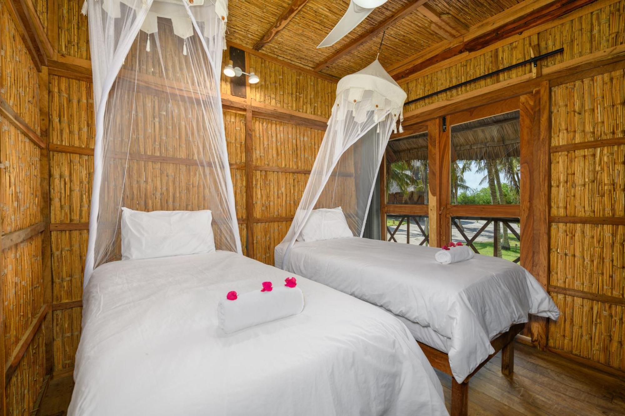 Ocean Pearl Beach Lodge วิลันคูลอส ภายนอก รูปภาพ